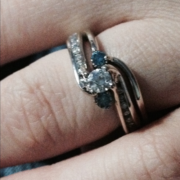 Engagement Ring - Picture 2 of 2